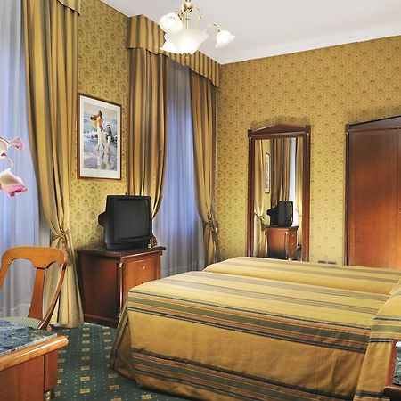 Grand Hotel Plaza Milan Room photo