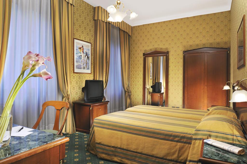 Grand Hotel Plaza Milan Room photo